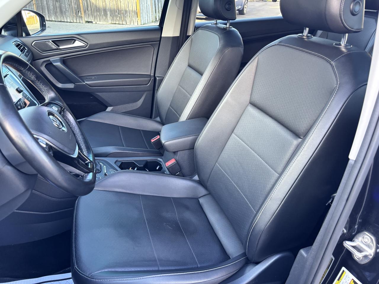2018 Volkswagen Tiguan Comfortline ** AWD, BSM, CARPLAY ** Photo