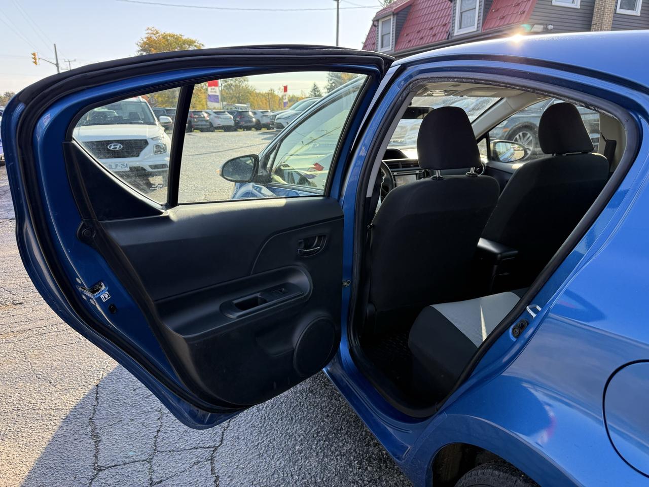 2015 Toyota Prius c 5dr HB Photo