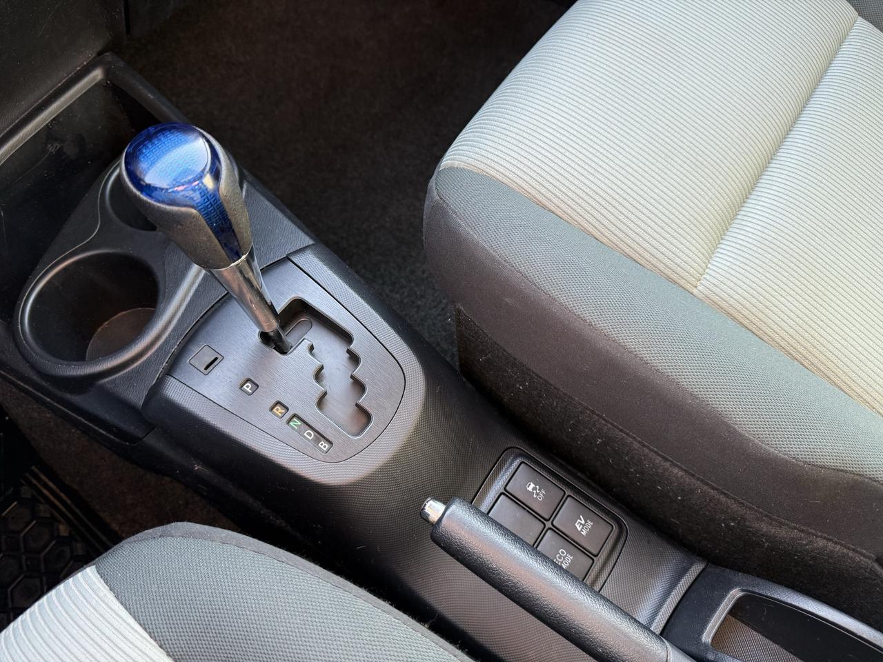 2015 Toyota Prius c 5dr HB Photo