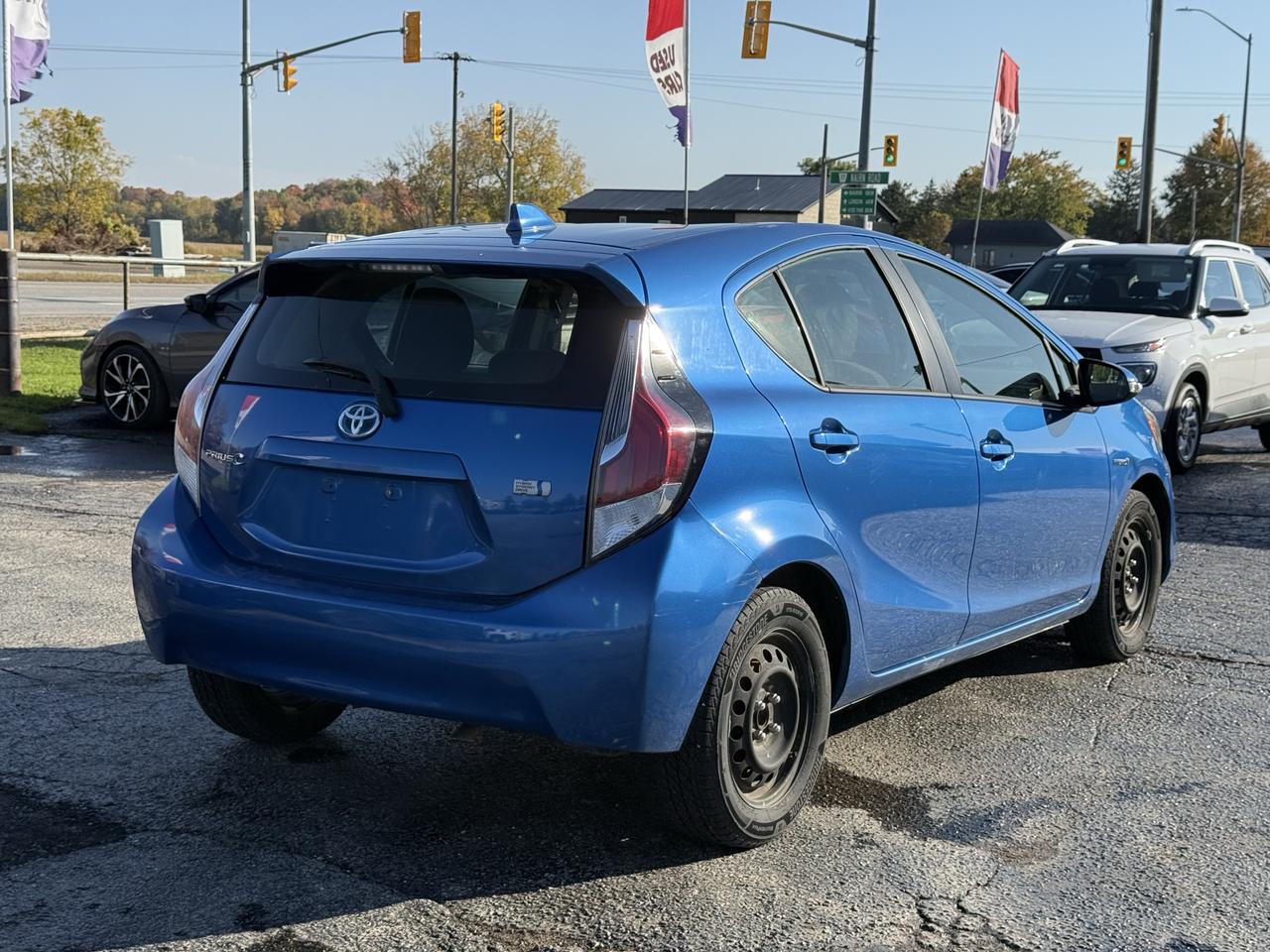 2015 Toyota Prius c 5dr HB Photo