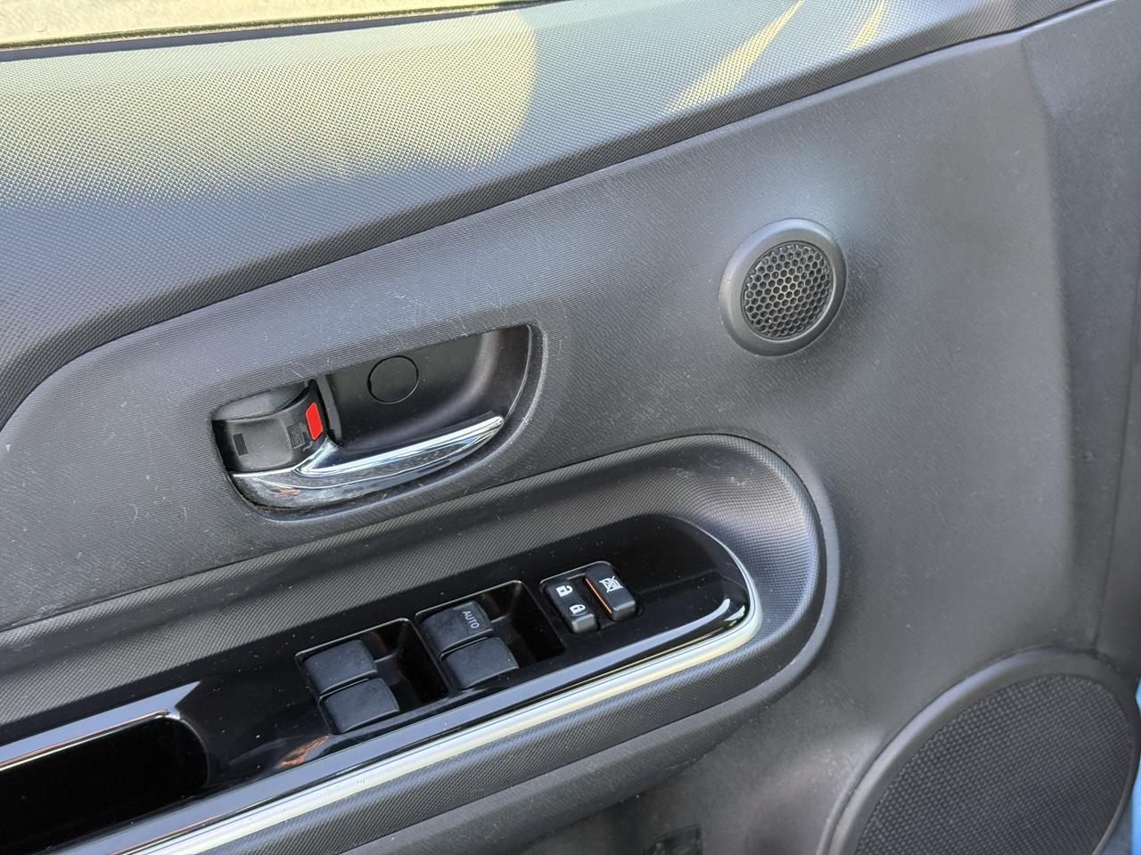 2015 Toyota Prius c 5dr HB Photo
