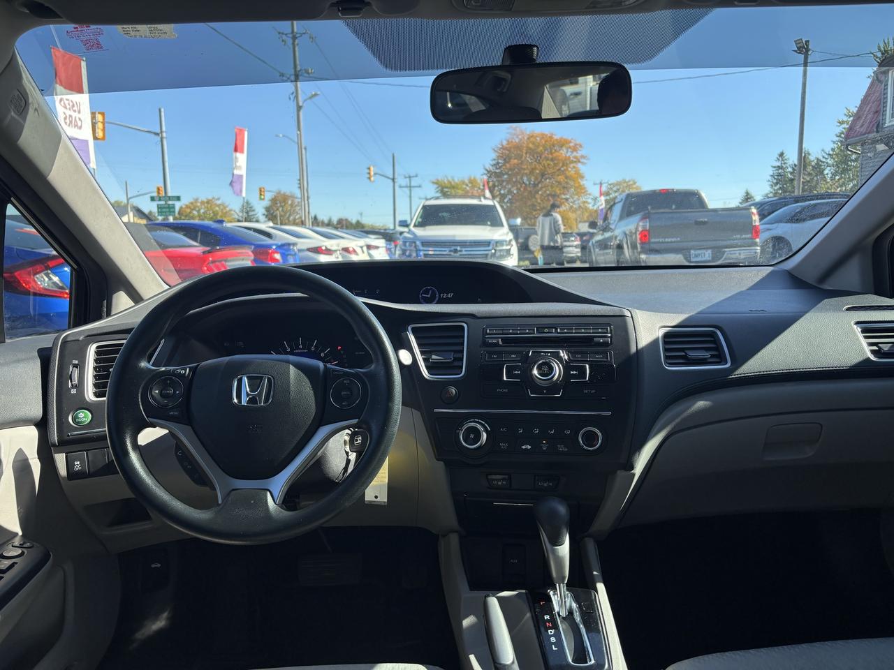 2015 Honda Civic 4dr Auto LX Photo