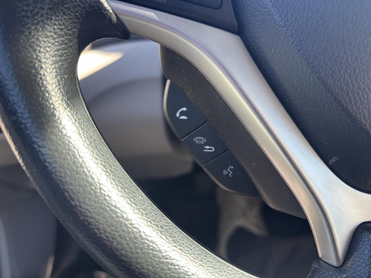 2015 Honda Civic 4dr Auto LX Photo