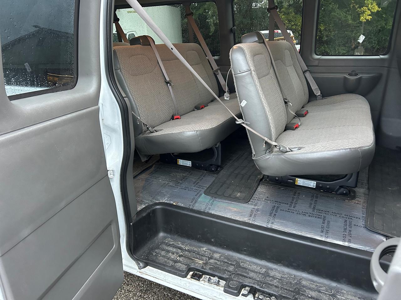 2025 Chevrolet Express LT-12 passenger Photo