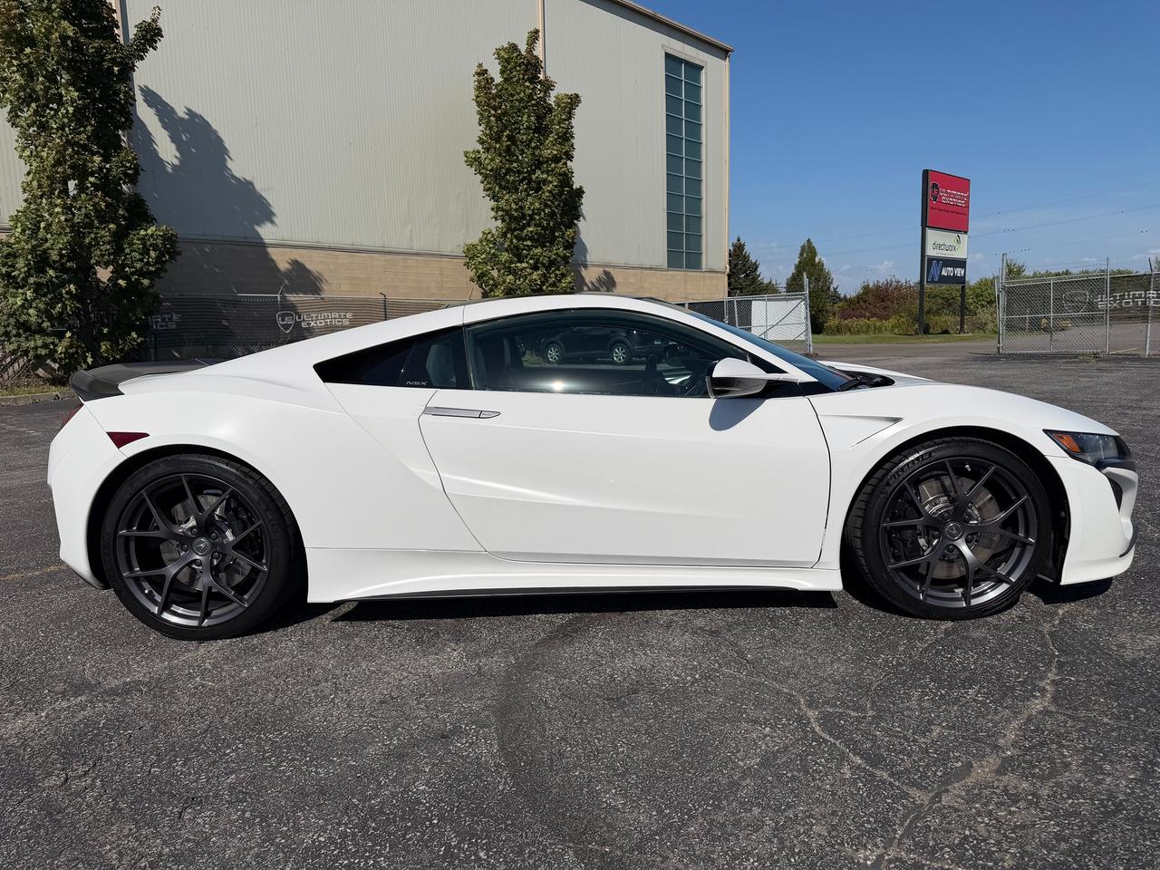 2017 Acura NSX *HYBRID SUPERCAR* Photo3