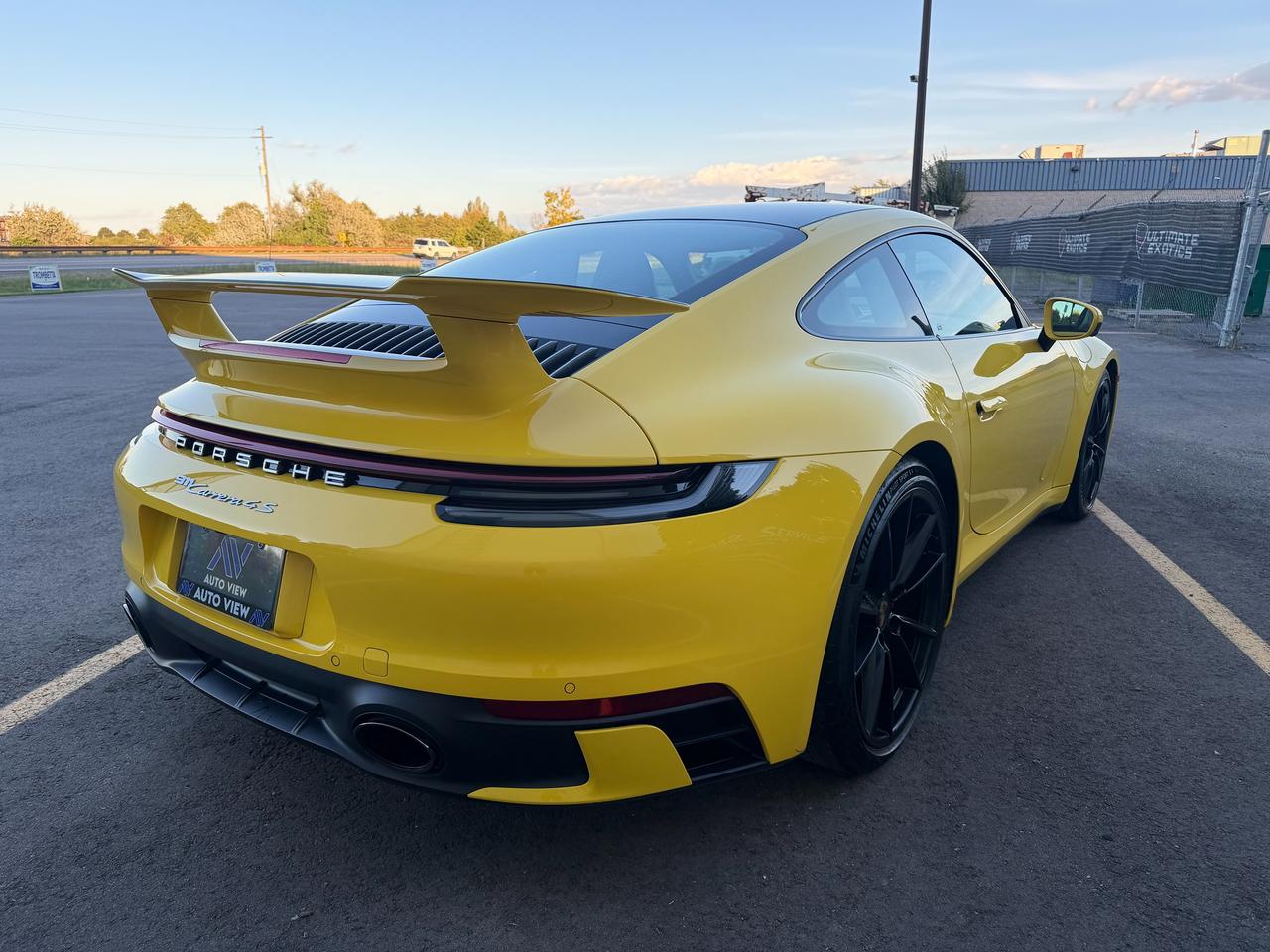 2021 Porsche 911 Carrera 4S Coupe Photo4