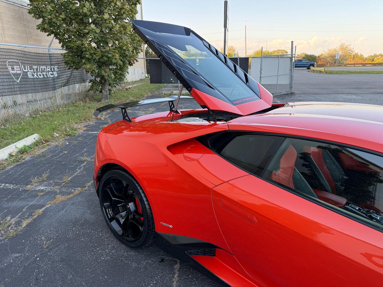 2017 Lamborghini Huracan LP610-4 Coupe * 5.2L V10+ * Photo