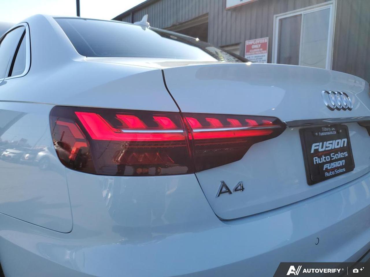 2020 Audi A4 Progressiv quattro-SLINE-SUNROOF-NAV-REAR CAM Photo