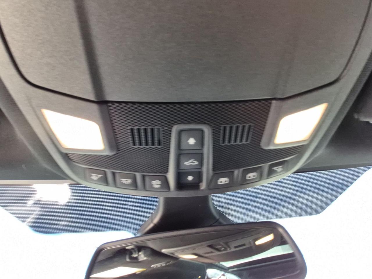2024 Ford Edge LOCAL TRADE! LOW KM'S! MINT!HEATED WHEEL AND SEATS Photo
