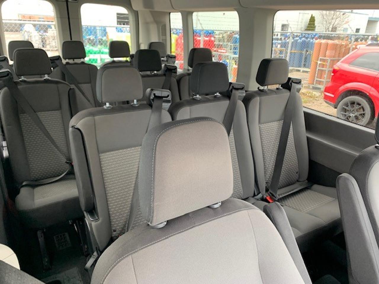 2025 Ford Transit 350 XL Photo2
