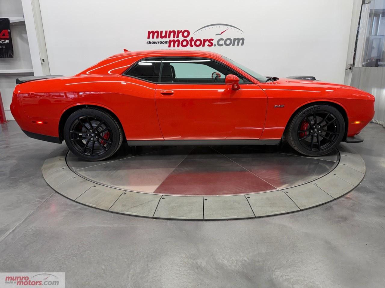 2023 Dodge Challenger R/T RWD Photo