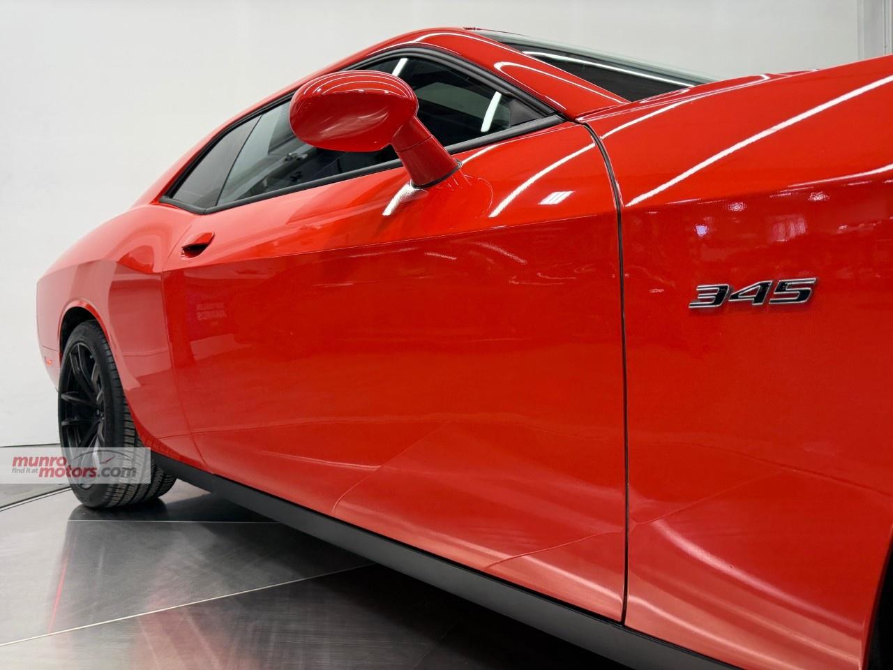 2023 Dodge Challenger R/T RWD Photo