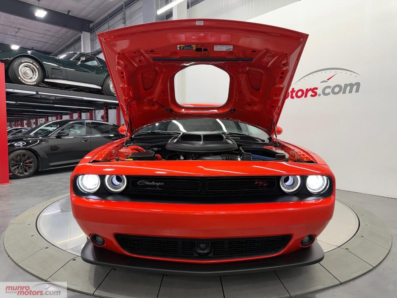 2023 Dodge Challenger R/T RWD Photo