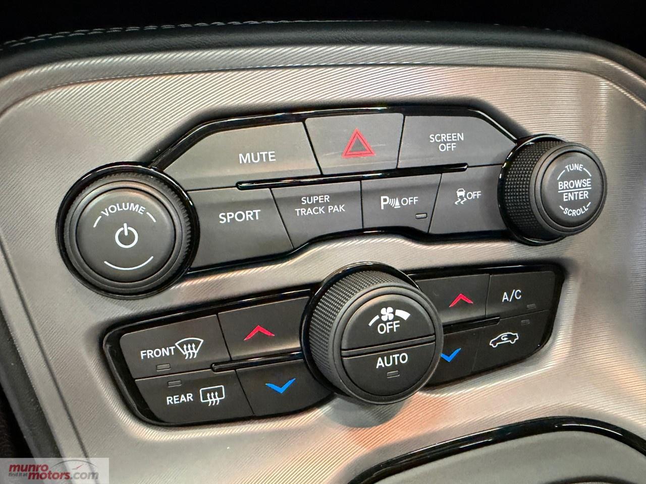 2023 Dodge Challenger R/T RWD Photo