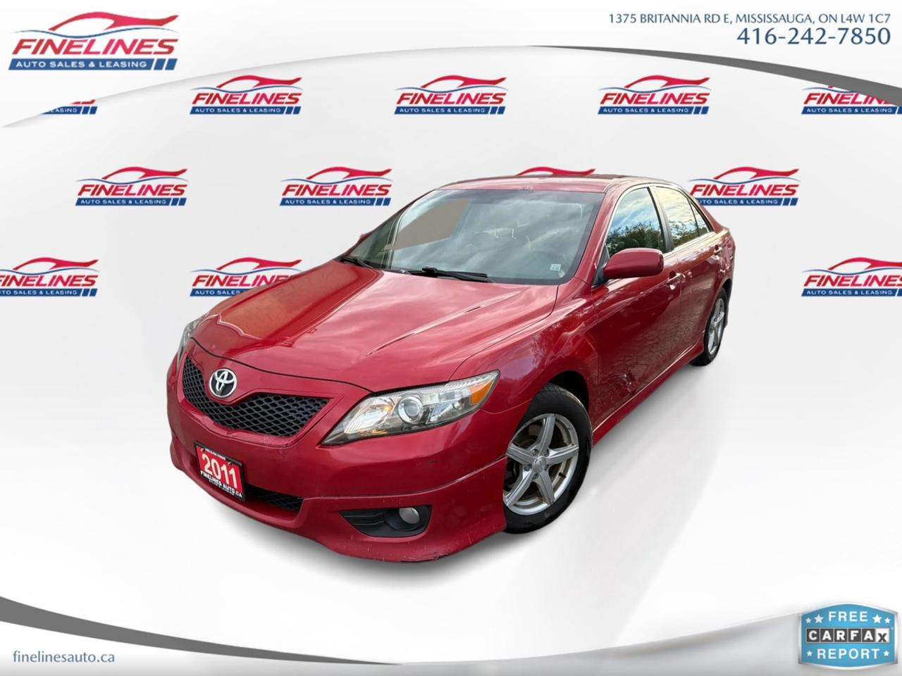 2011 Toyota Camry SE Photo