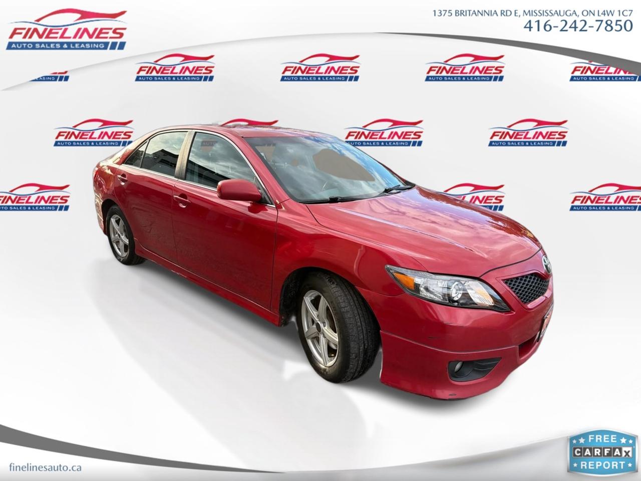 2011 Toyota Camry SE Photo