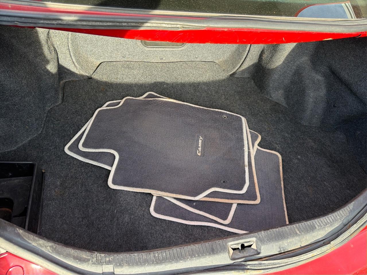 2011 Toyota Camry SE Photo