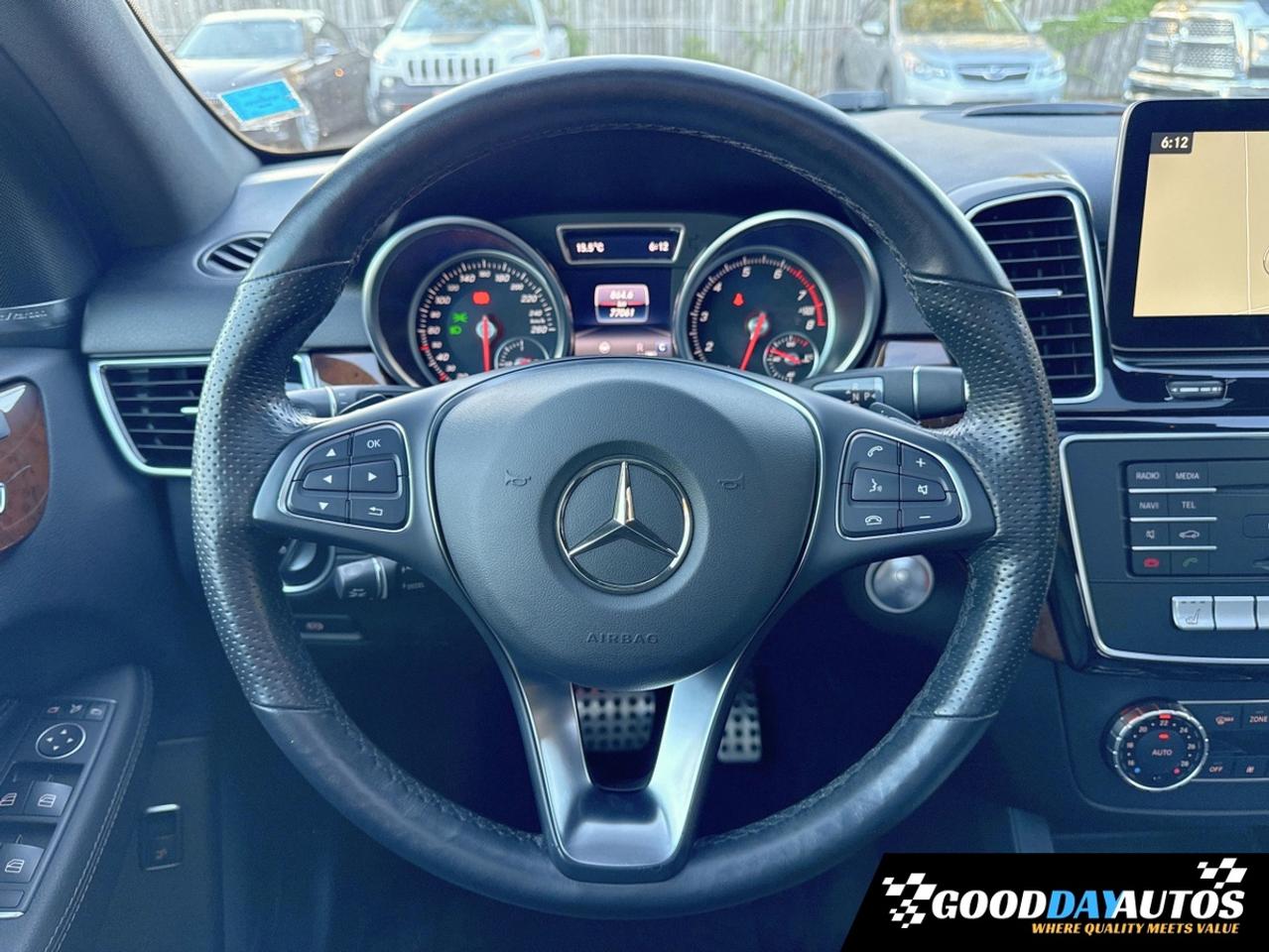 2017 Mercedes-Benz GLE 400 | ONE OWNER | DEALER SERVICED | CLEAN CARFAX Photo