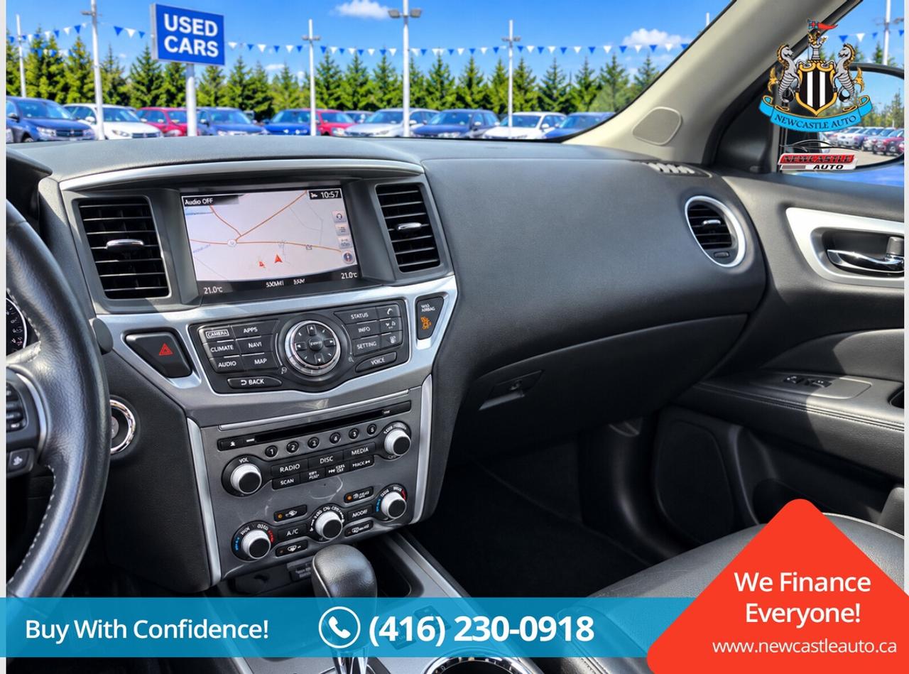 2018 Nissan Pathfinder SL Photo2