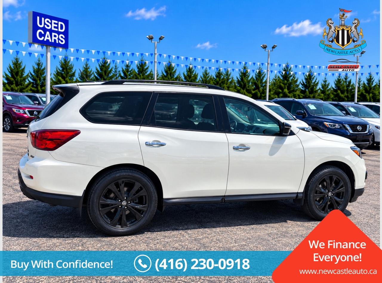 2018 Nissan Pathfinder SL Photo