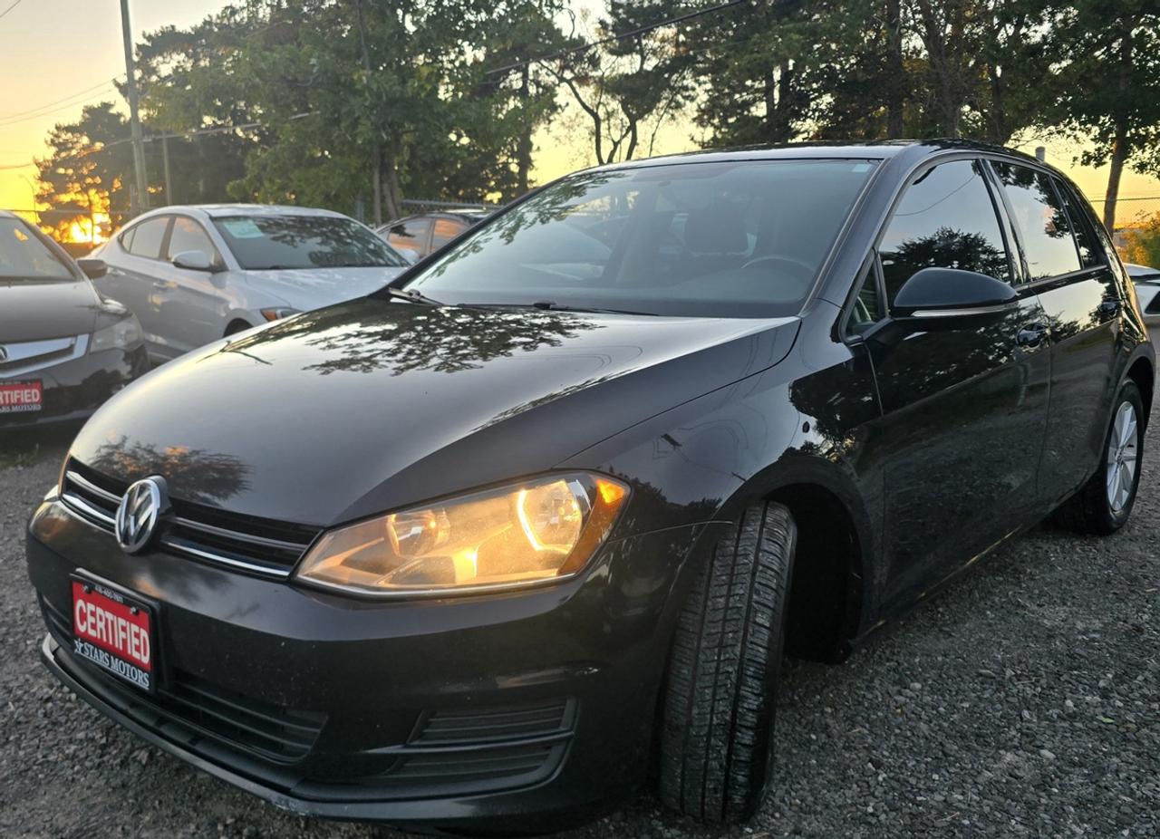 2016 Volkswagen Golf TSI SE Photo1