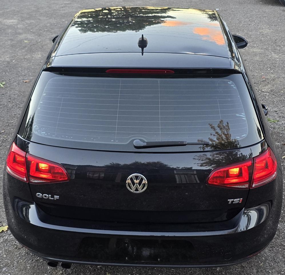 2016 Volkswagen Golf TSI SE Photo