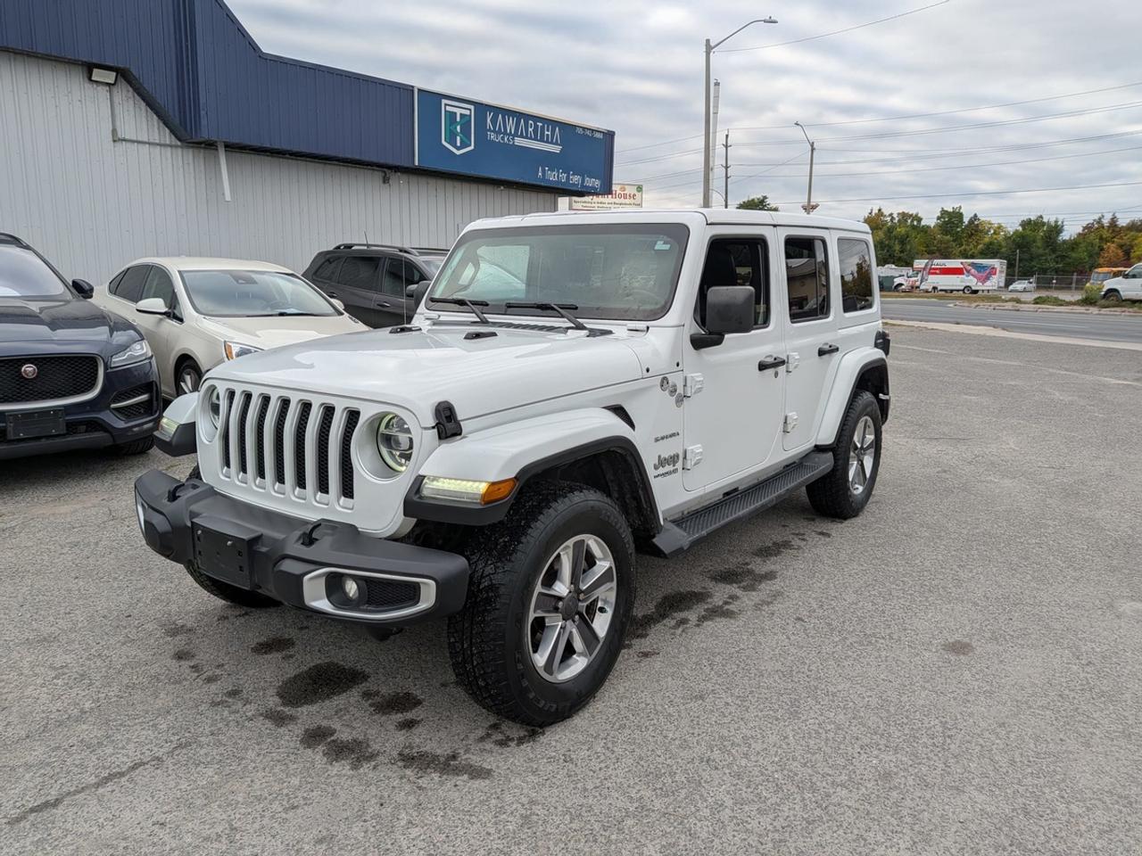 2019 Jeep WRANGLER UNLIMITED Sahara Photo