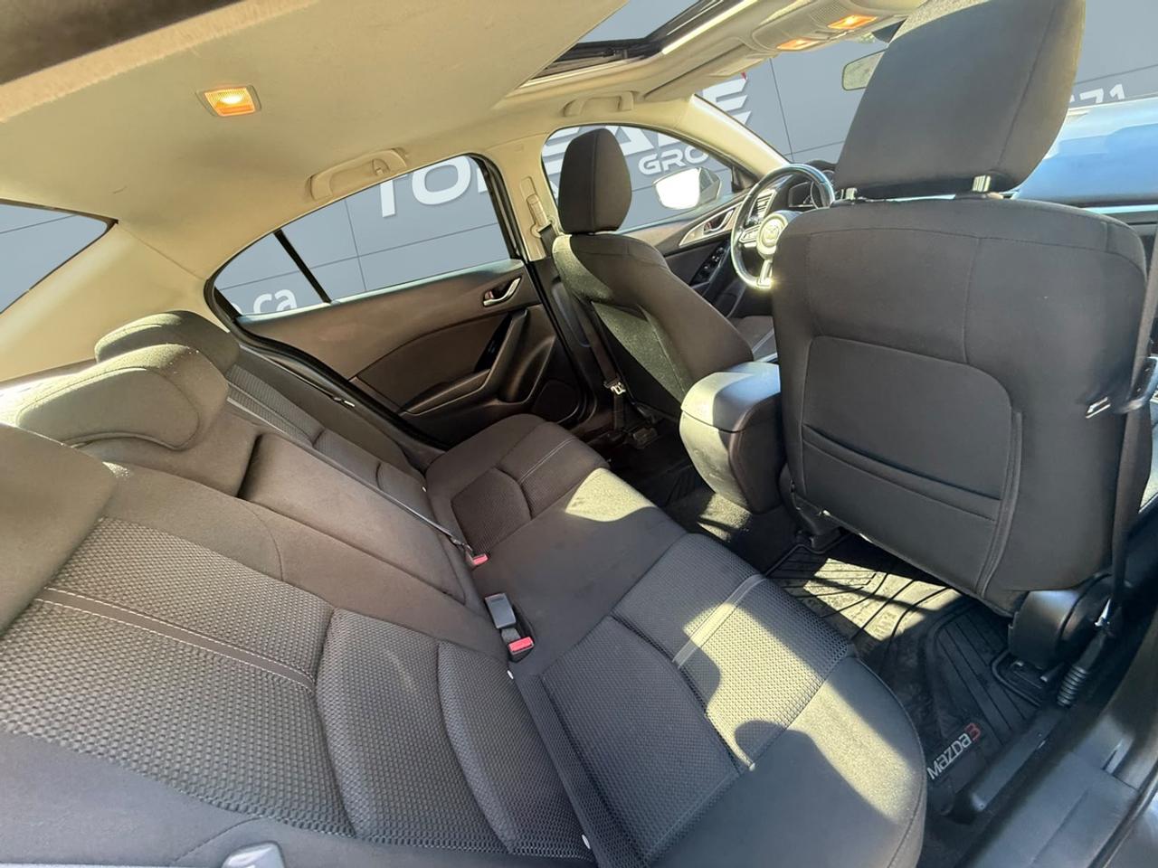 2018 Mazda MAZDA3 GT Photo