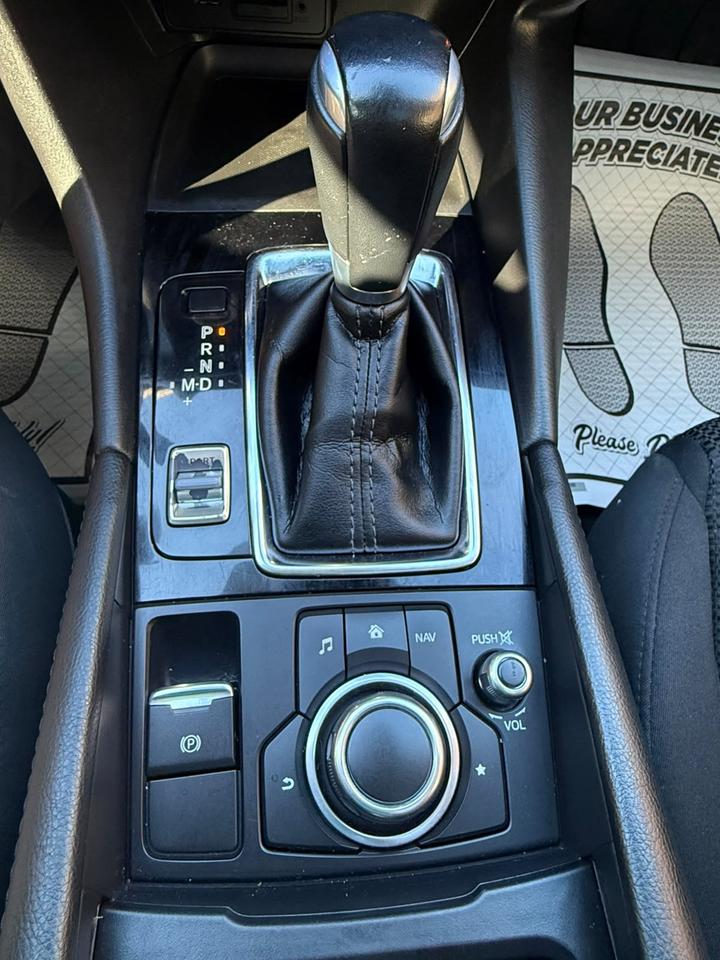 2018 Mazda MAZDA3 GT Photo