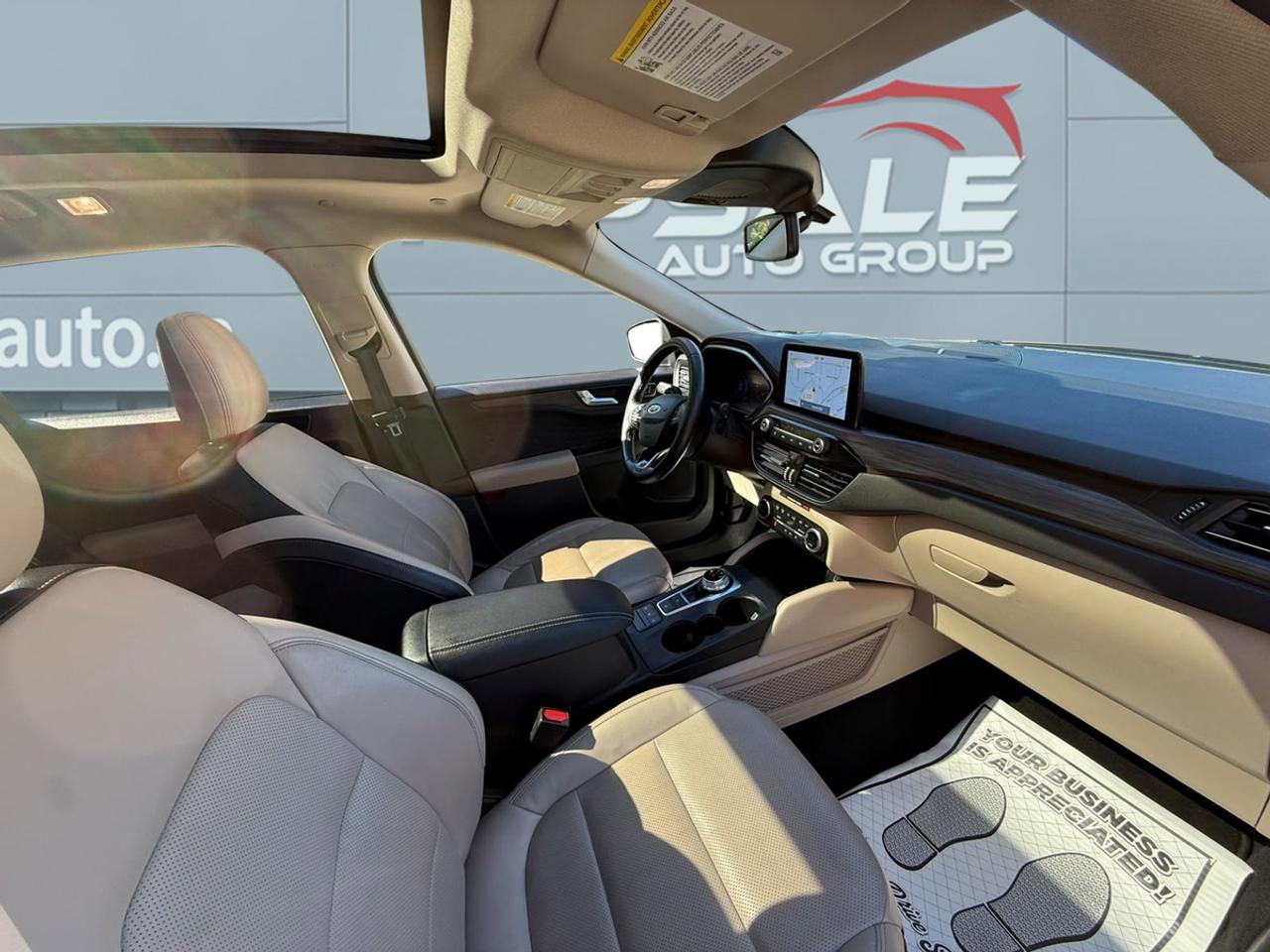 2020 Ford Escape Hybrid Titanium Photo