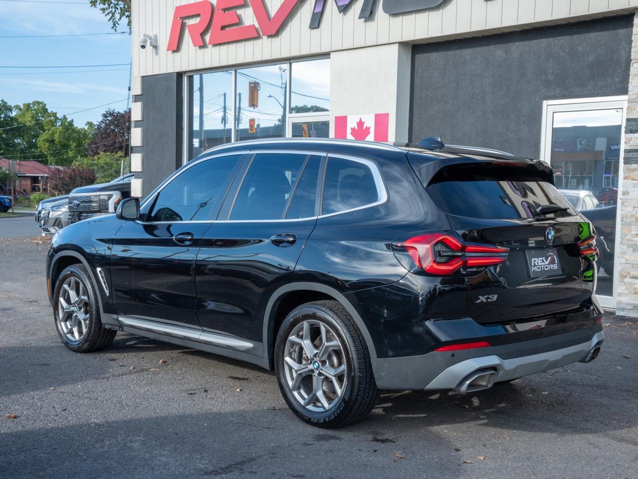 2024 BMW X3 xDrive30i | Red Int Photo3