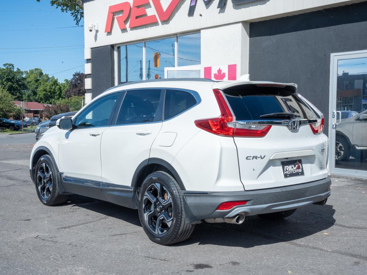 2018 Honda CR-V TOURING | AWD Photo4