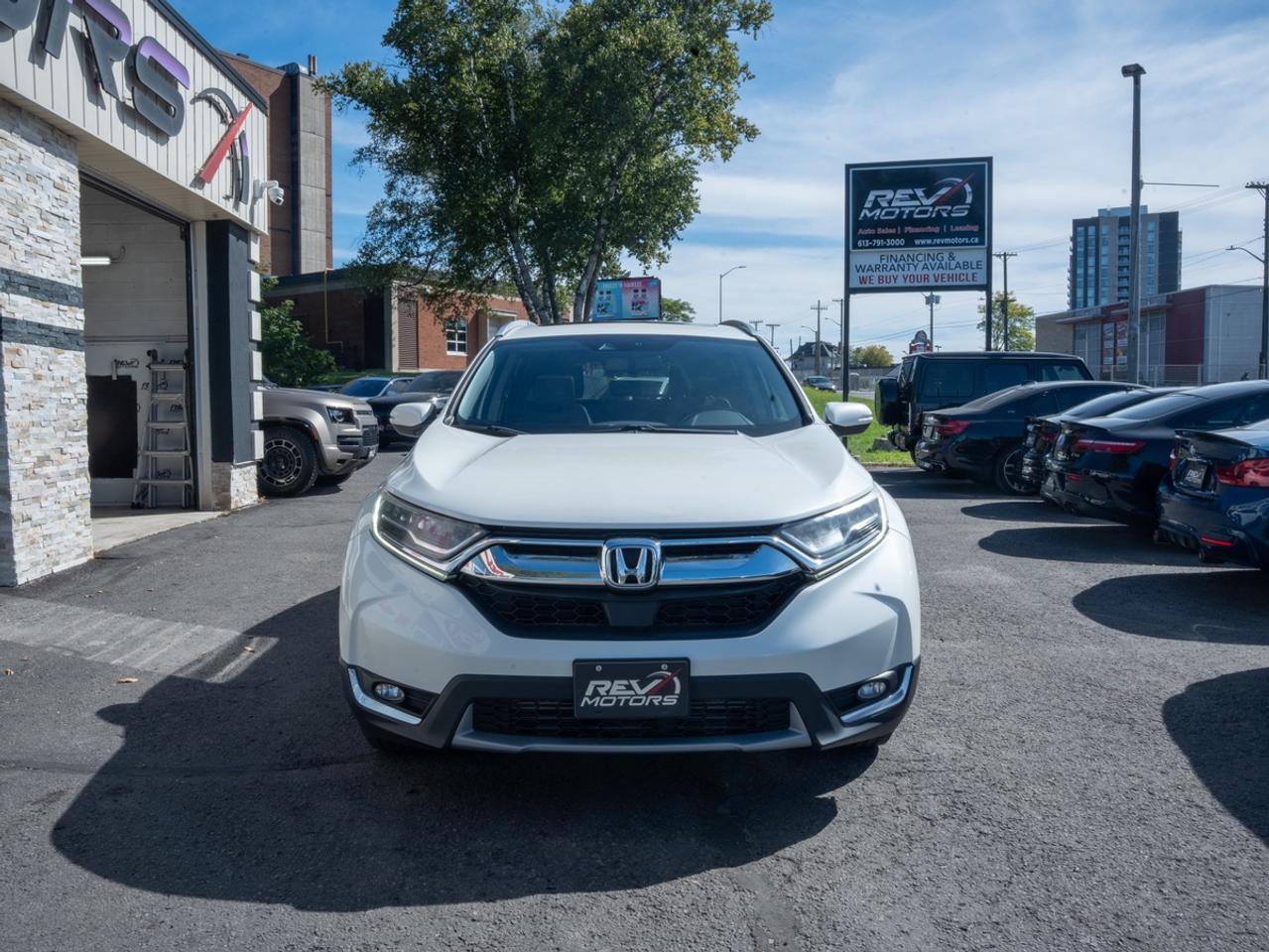 2018 Honda CR-V TOURING | AWD Photo1