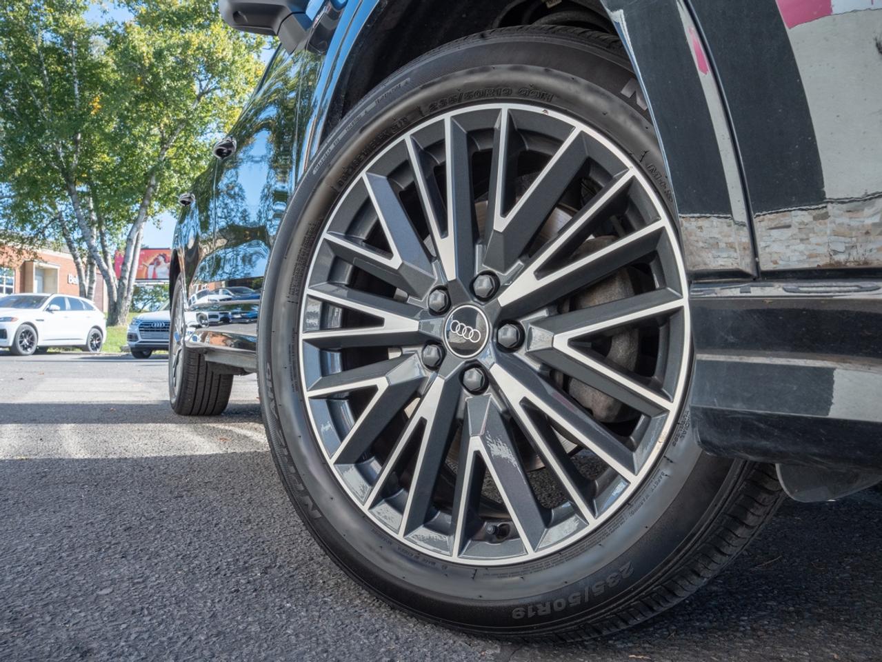 2021 Audi Q3 Technik | No Accidents Photo