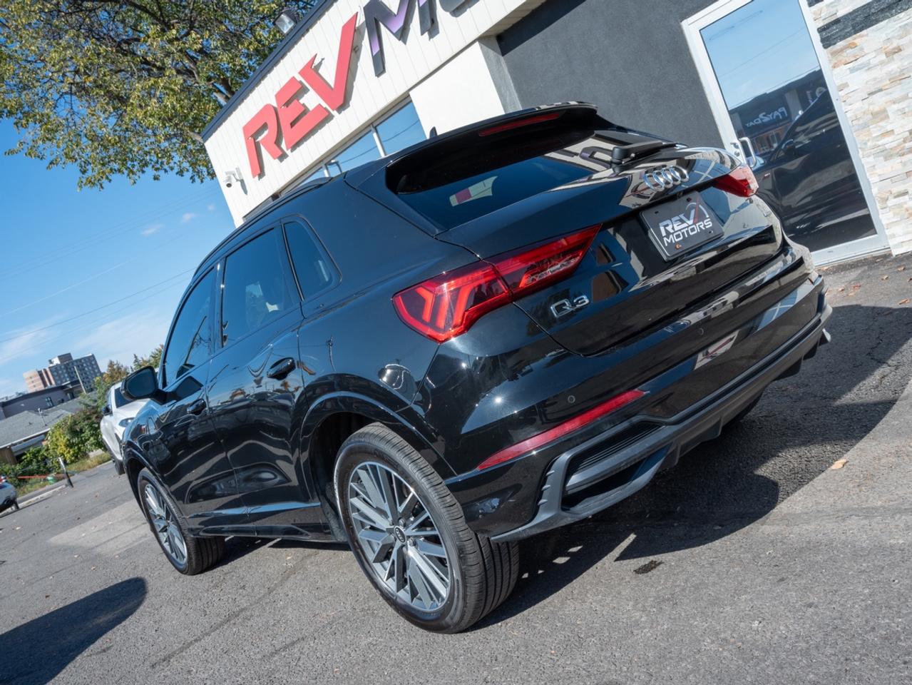 2021 Audi Q3 Technik | No Accidents Photo