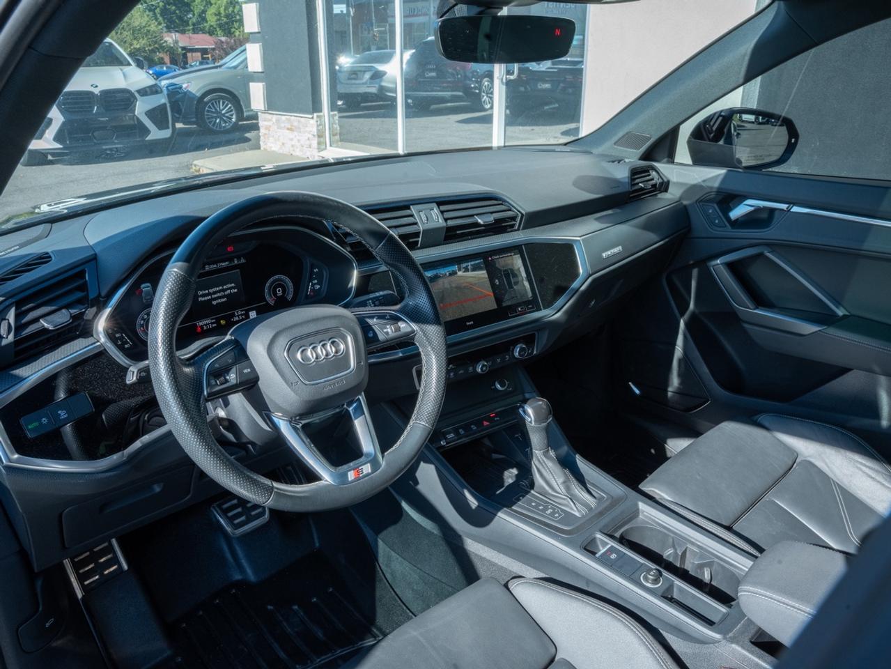 2021 Audi Q3 Technik | No Accidents Photo