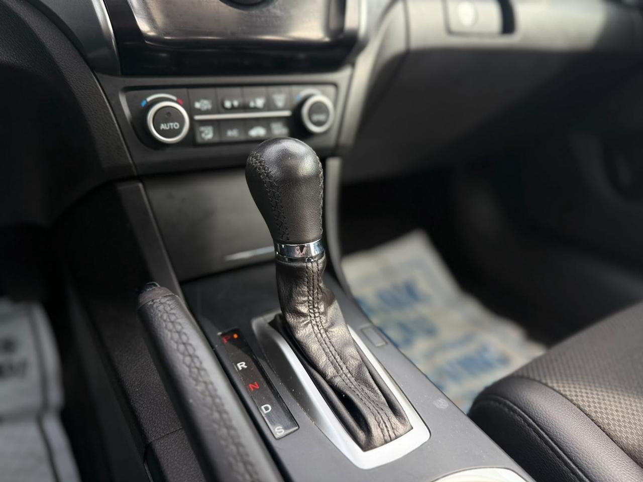 2016 Acura ILX PREMIUM Photo