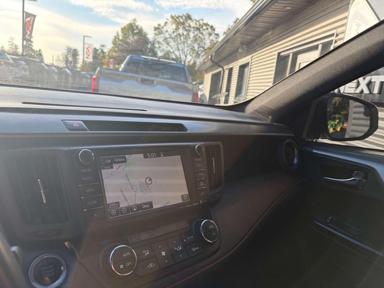 2017 Toyota RAV4 SE AWD Leather Navigation Moonroof Clean CARF Photo