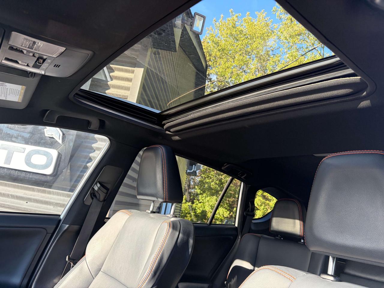 2017 Toyota RAV4 SE AWD Leather Navigation Moonroof Clean CARF Photo