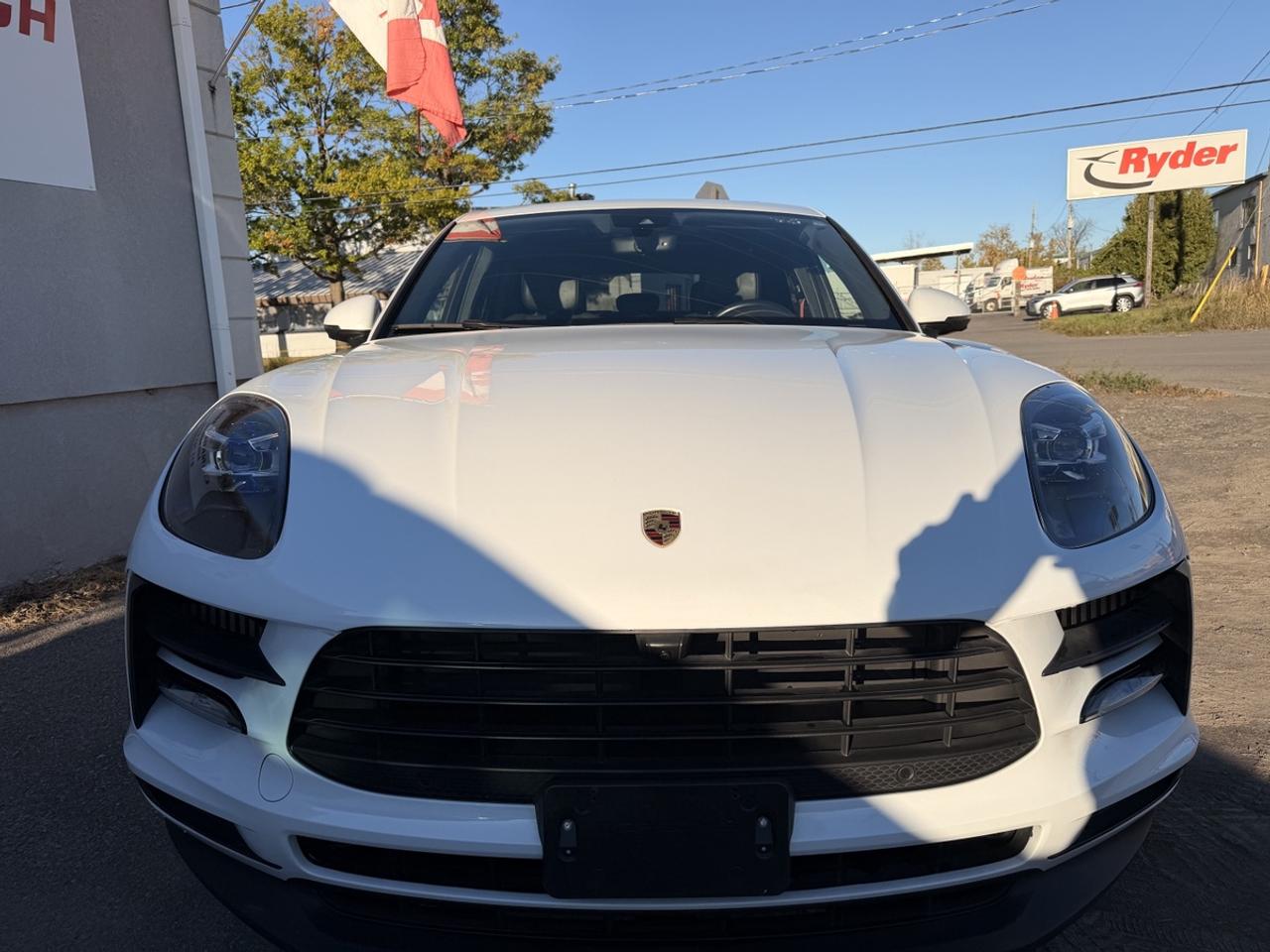 2020 Porsche Macan S Photo