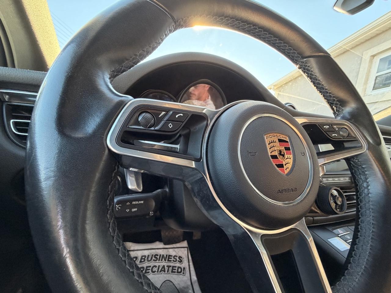 2020 Porsche Macan S Photo
