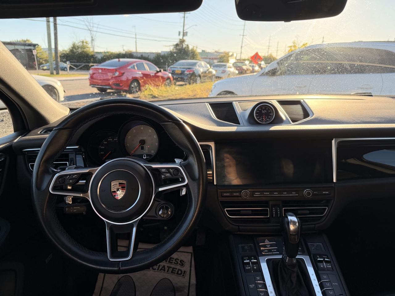2020 Porsche Macan S Photo