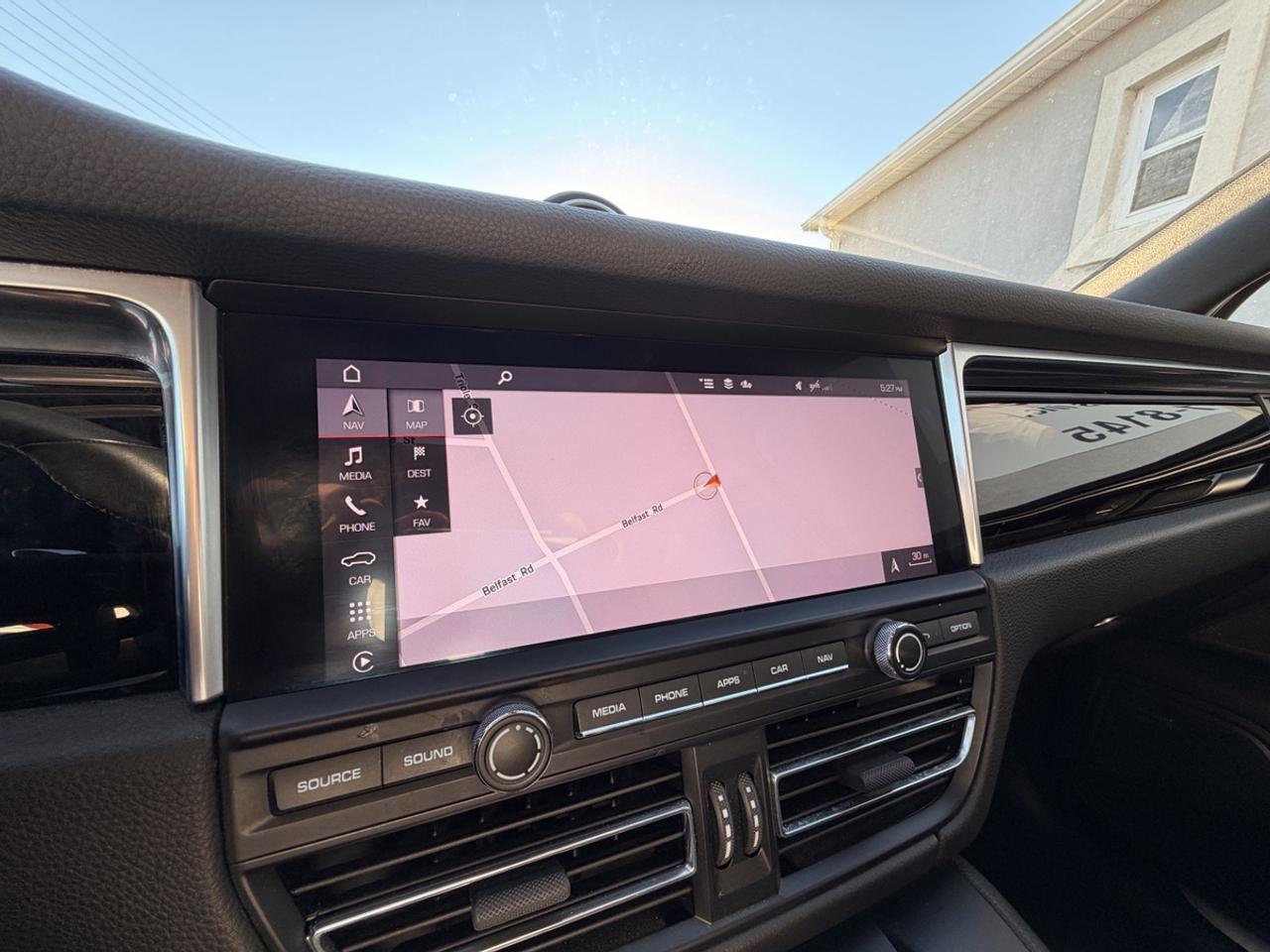 2020 Porsche Macan S Photo