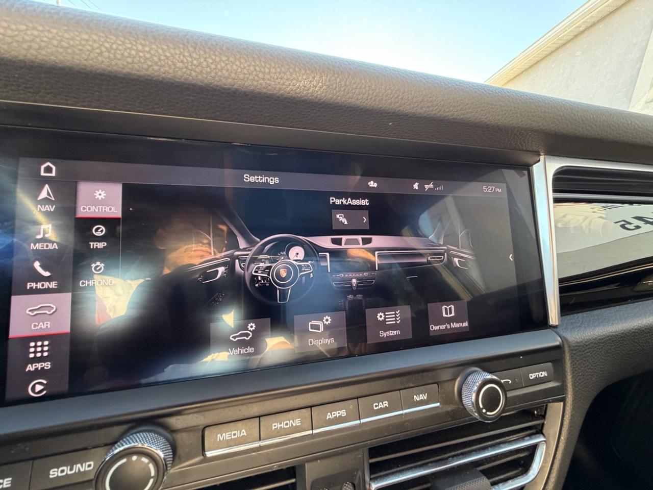 2020 Porsche Macan S Photo