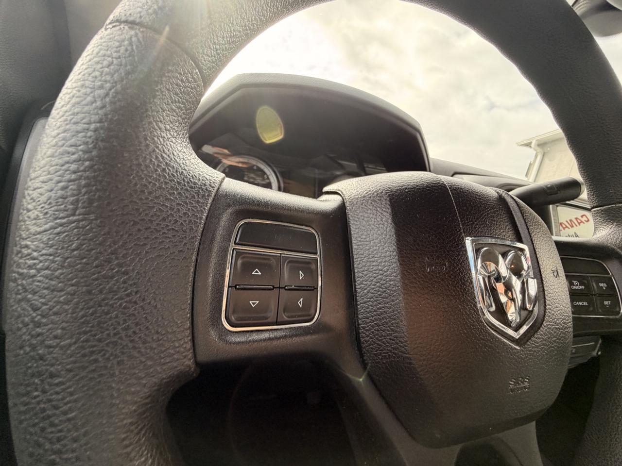 2019 RAM 1500 Classic Classic Express 5.7L Hemi Photo