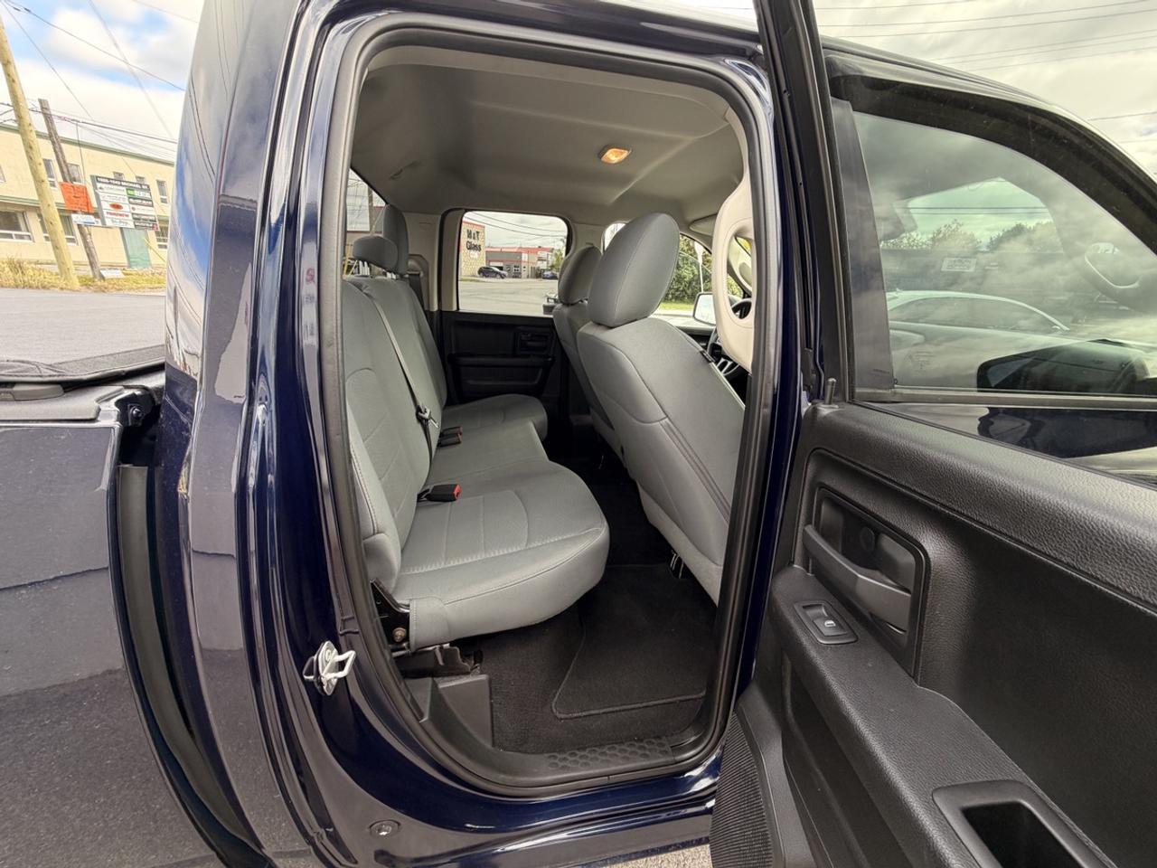 2019 RAM 1500 Classic Classic Express 5.7L Hemi Photo