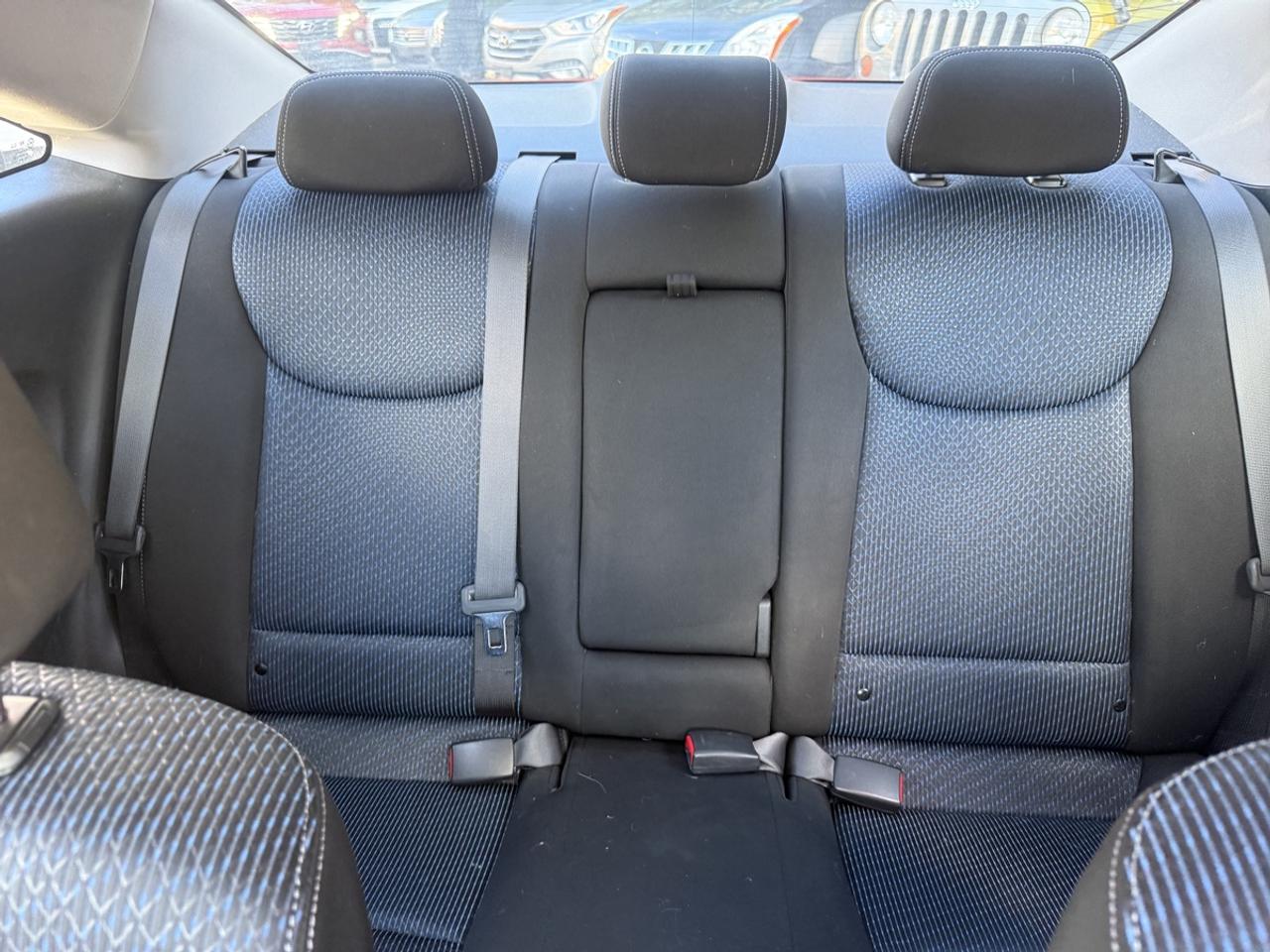 2013 Hyundai Elantra GS Photo