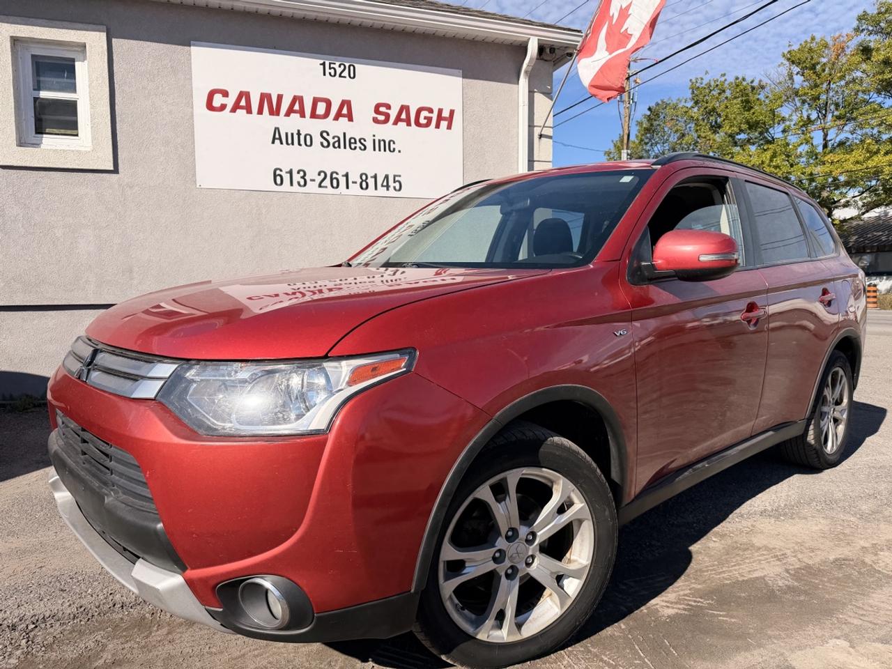 2015 Mitsubishi Outlander SE Photo0