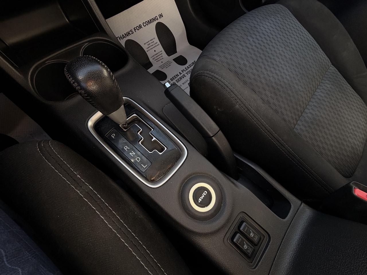 2015 Mitsubishi Outlander SE Photo