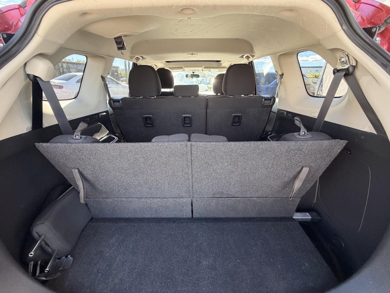 2015 Mitsubishi Outlander SE Photo